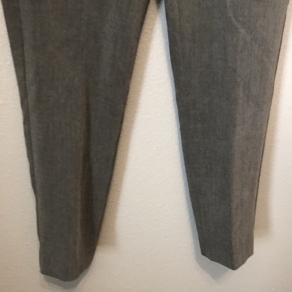 Kirkland Signature Modern Fit Comfort Stretch Ankle Pant Grey Women's 6 slacks - Picture 4 of 16